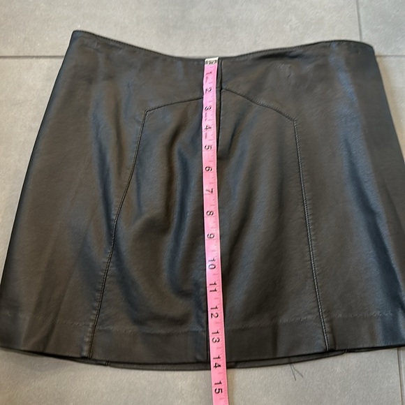 NWT! Express pleather mini skirt! - Picture 6 of 8